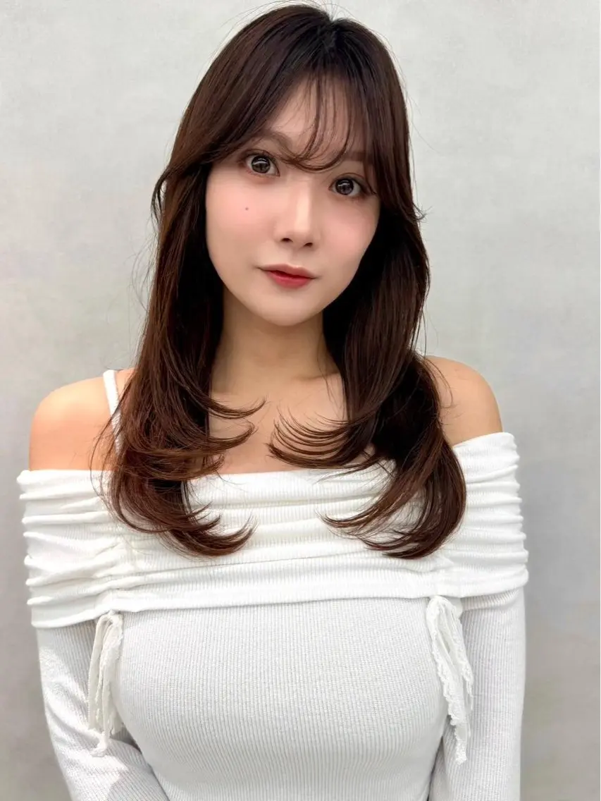 ロング カラー ヘアアレンジ 顔周りカット 韓国風ヘア レイヤーカット 小顔カット カット ヘアカラー ✨レイヤー/ 透明感カラー✨冨永剛のヘアスタイル