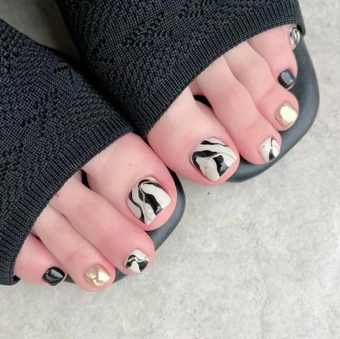 ネイル フットネイル M 🌷Nail 長さだし専門店のネイルデザイン