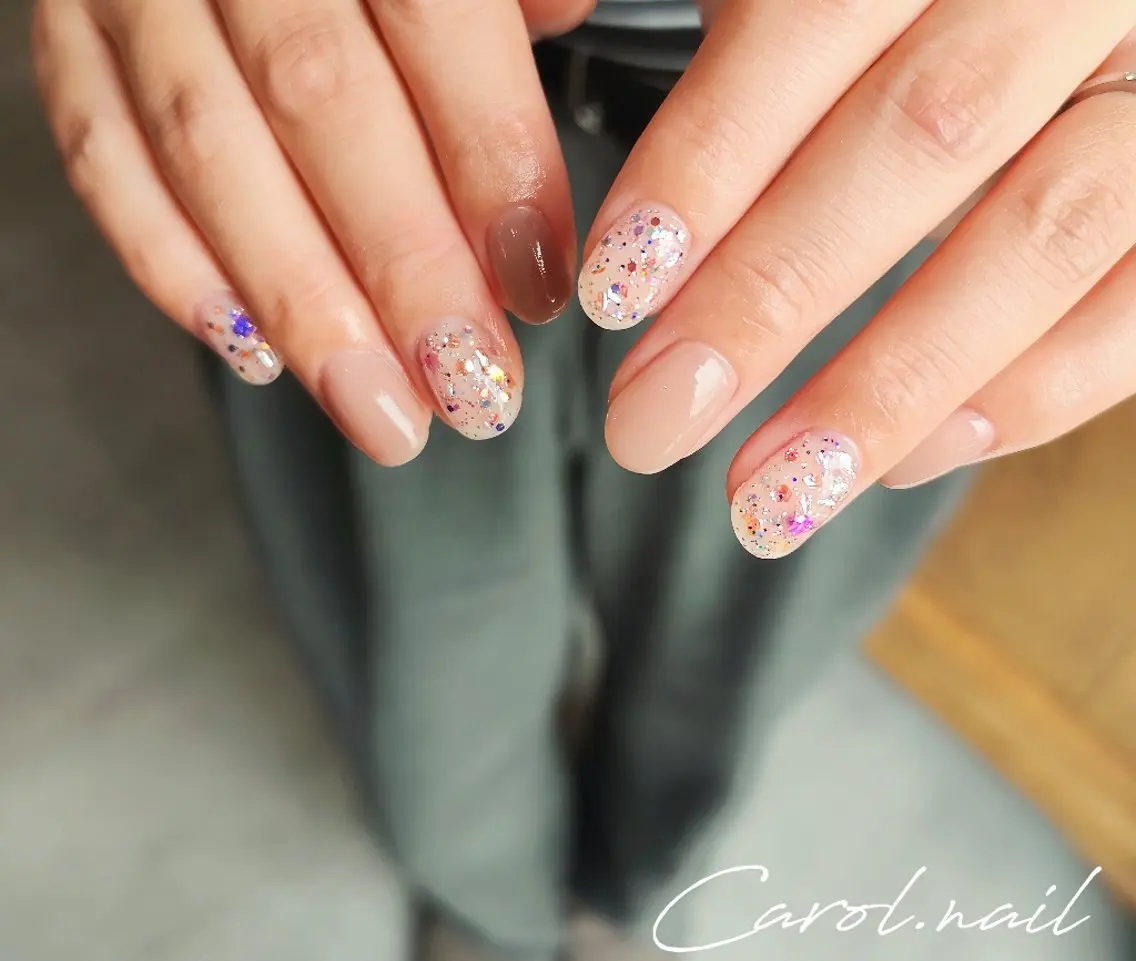 ネイル キラキラネイル ワンカラーネイル ハンドネイル carol nailのネイルデザイン