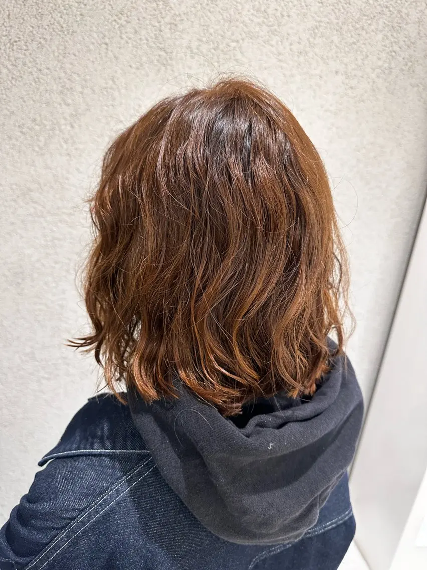 ミディアム ミディアムパーマ カット パーマ 阿部 美咲のヘアスタイル