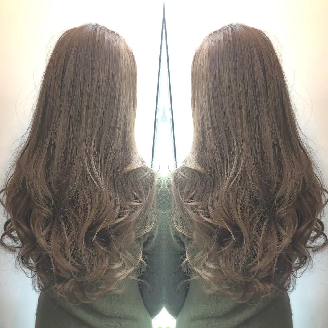 ロング カラー カット ヘアカラー トリートメント 吉本 yoshimotoのヘアスタイル