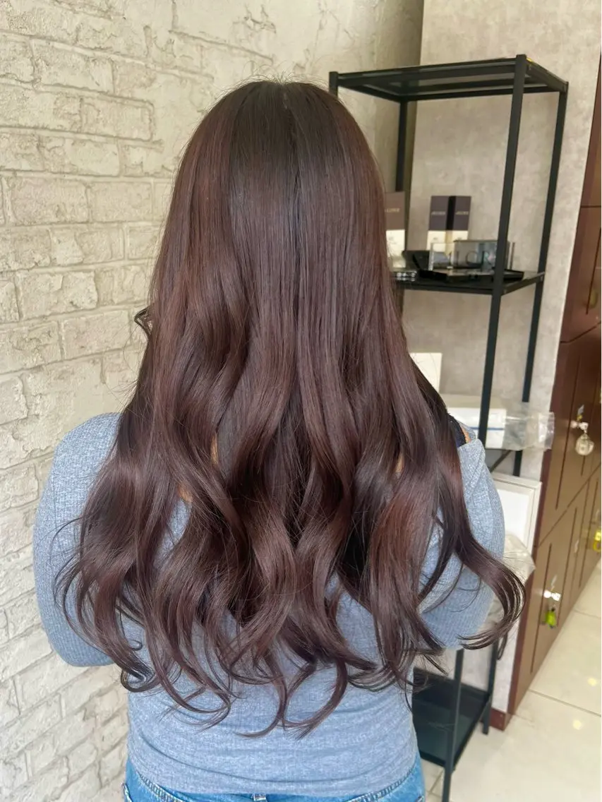 ロング ピンクブラウン 艶髪ブリーチカラー 💗manaka💗のヘアスタイル