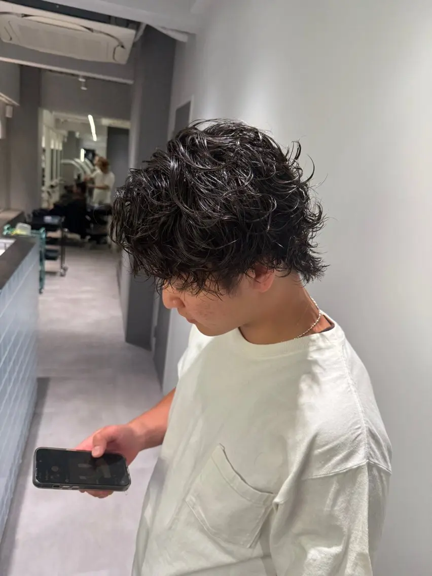 ミディアム パーマ特化美容師 佐藤壮流のヘアスタイル