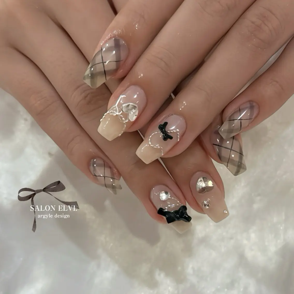ネイル SALON ELVI.のネイルデザイン