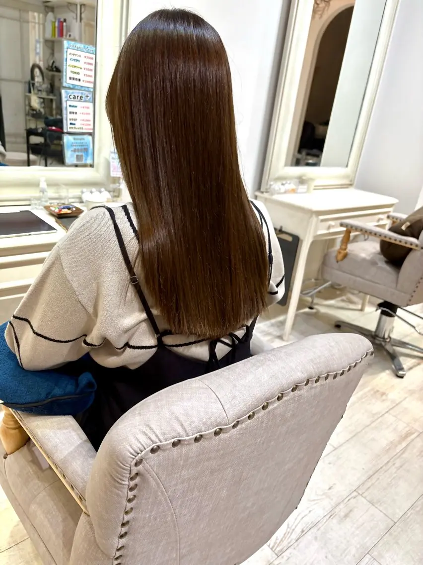 ロング カット ヘアカラー 縮毛矯正 トリートメント 髪質改善、パーマ 山崎純生のヘアスタイル