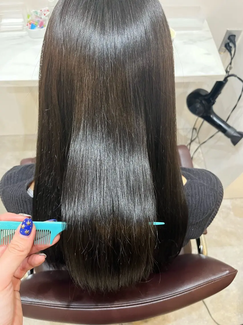 ロング カラー カット ヘアカラー トリートメント 【髪質改善 艶髪】 布川 莉穂のヘアスタイル