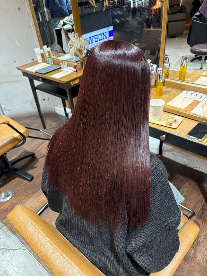 ブリーチなしダブルからー+内部補修トリートメント ロング料金ありの写真