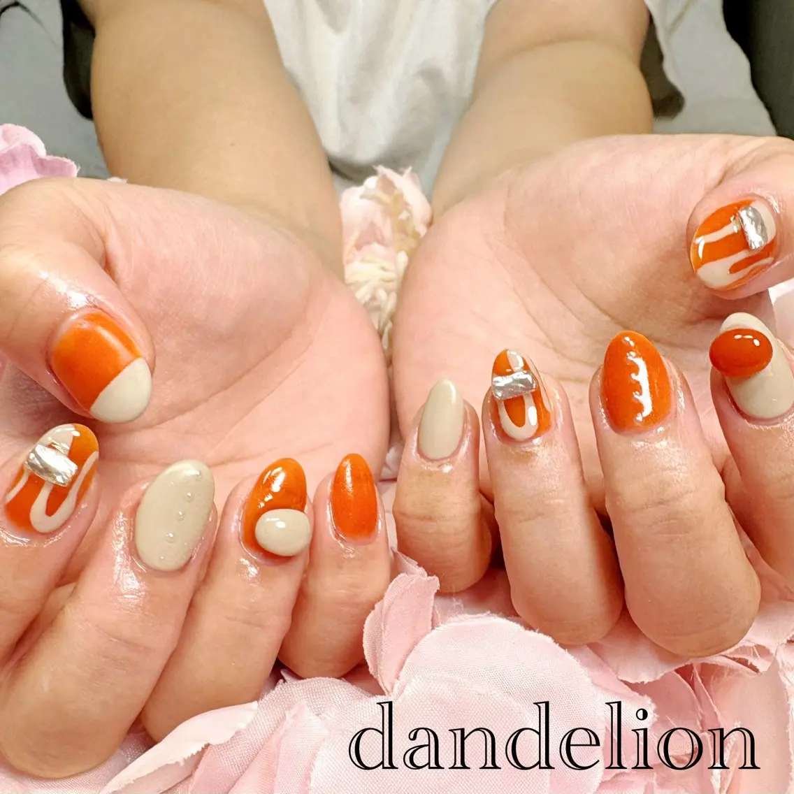 ネイル ハンドネイル ハンドケア dandelion ダンデライオンのネイルデザイン