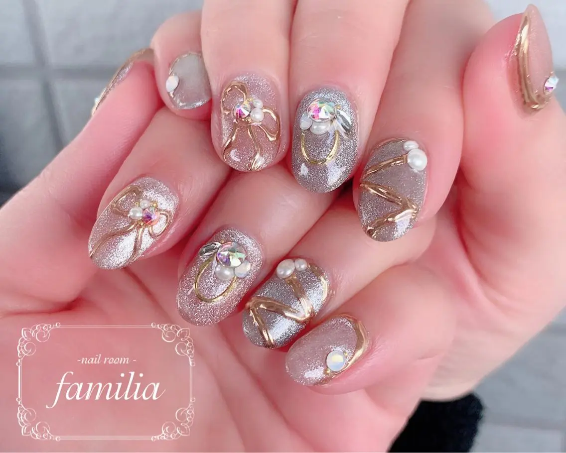 ネイル ハンドネイル -nailroom- familiaのネイルデザイン