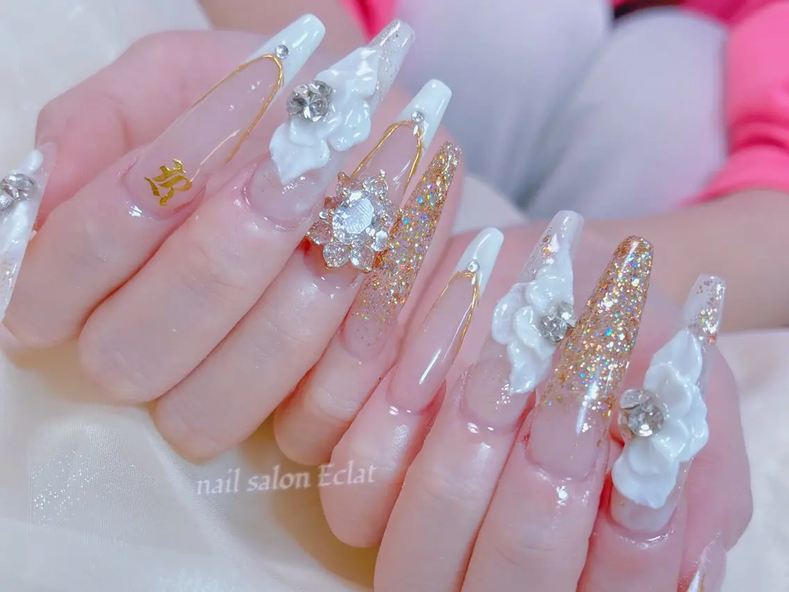 ネイル ネイルサロンエクラ 🫧Shizukaのネイルデザイン