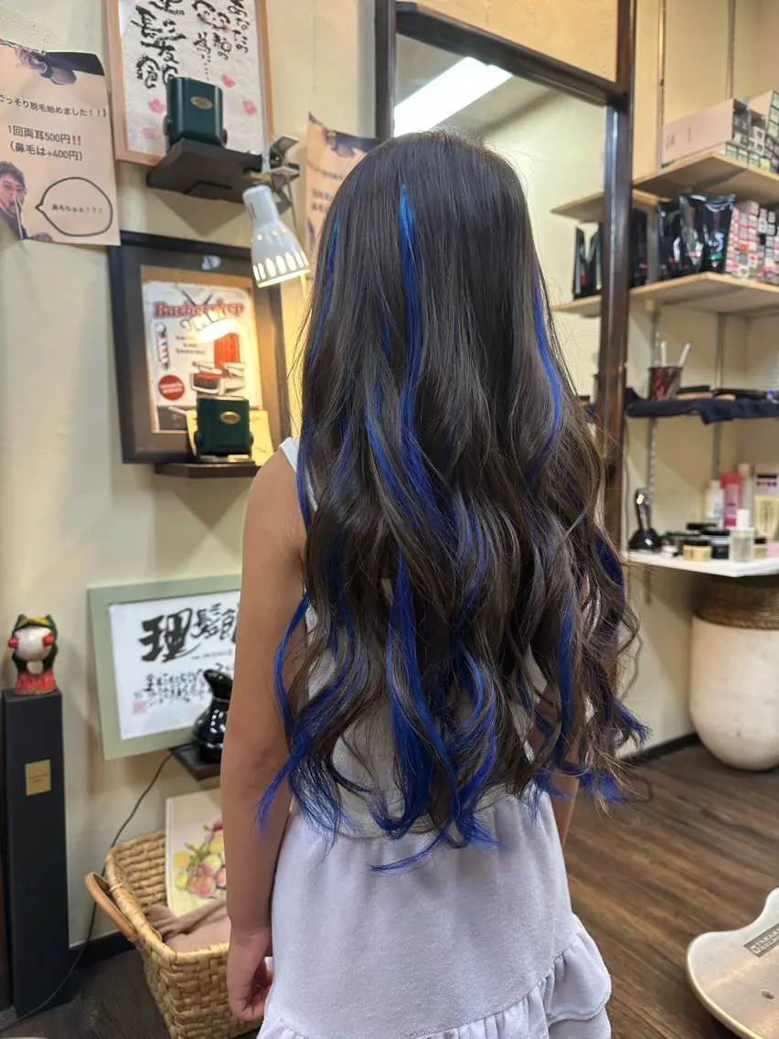 ロング カラー ヘアアレンジ キッズ ハイライトカラー エクステ ハイライト 田口 莉乃のヘアスタイル