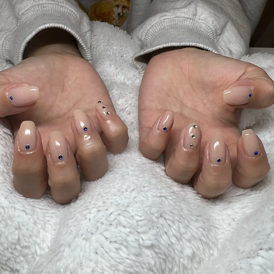 ネイル シンプルネイル ストーンネイル Rommy Arisaのネイルデザイン