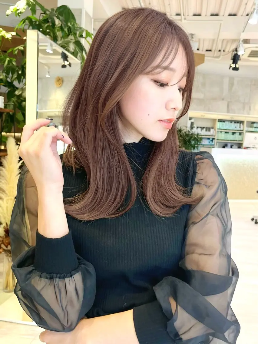 ロング カラー ベージュカラー ピンクカラー ピンクベージュ 門谷 百恵のヘアスタイル
