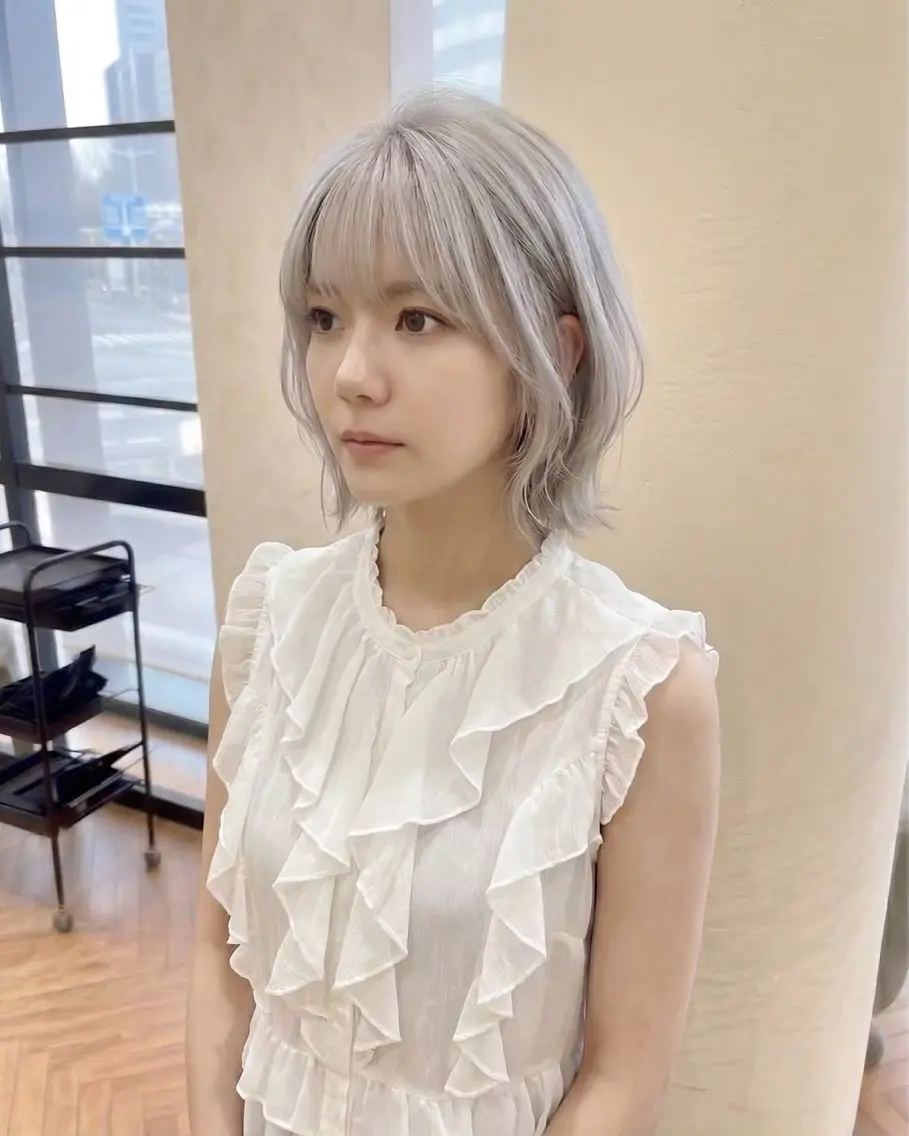 ミディアム RYONA/大阪/ 韓国風レイヤー🎀のヘアスタイル