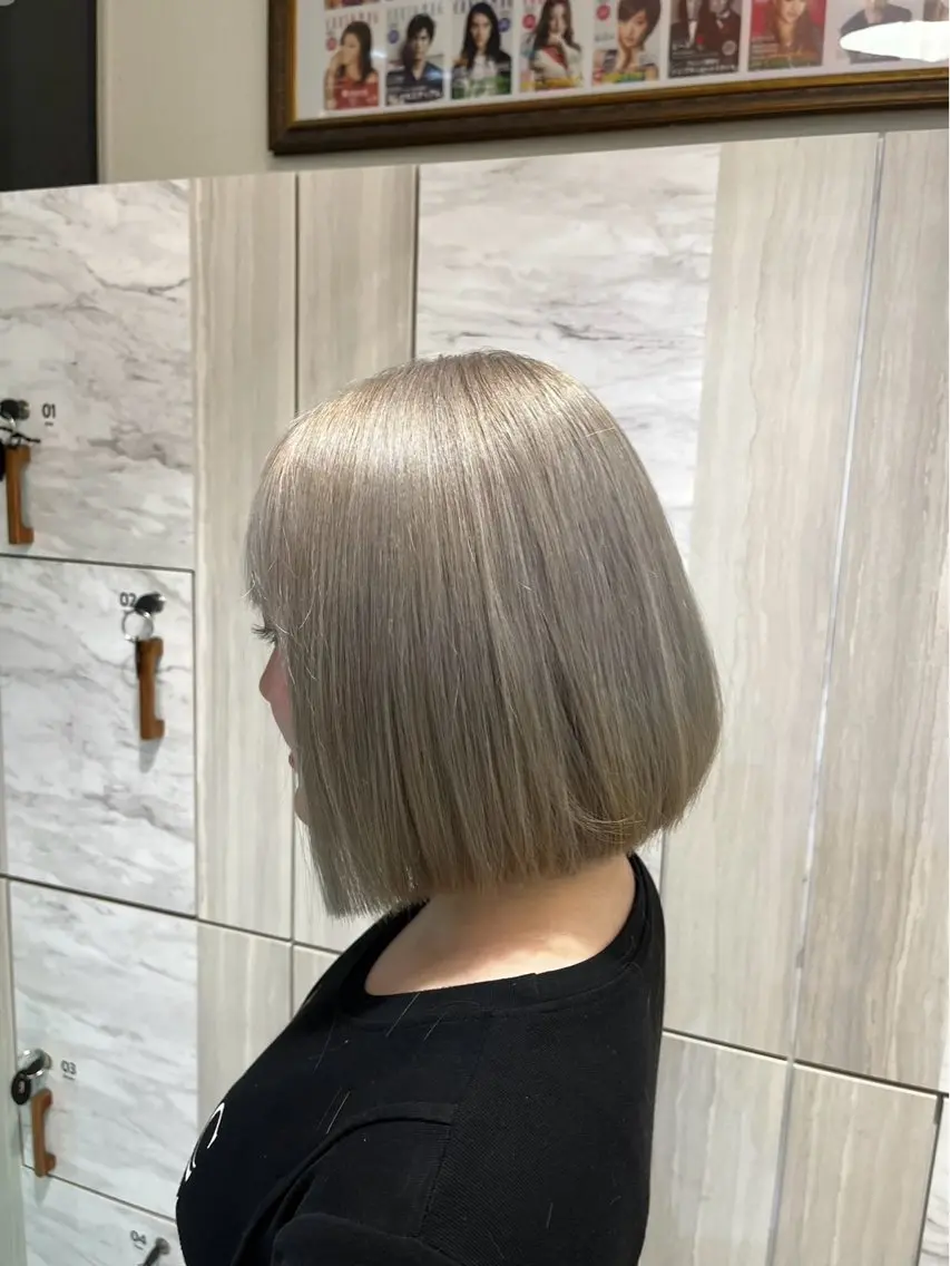 【透明感】【ケアブリーチ】✨ダブルカラー＋ケアトリートメント(ブリーチ込み)✨の写真