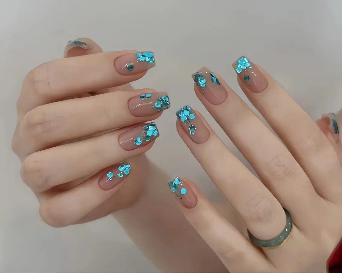 ネイル クリアネイル ガーリー ラメ(グリッター) 持ち込み ワンカラーネイル ハンドネイル candy nail 韓国風ワンホンネイルのネイルデザイン