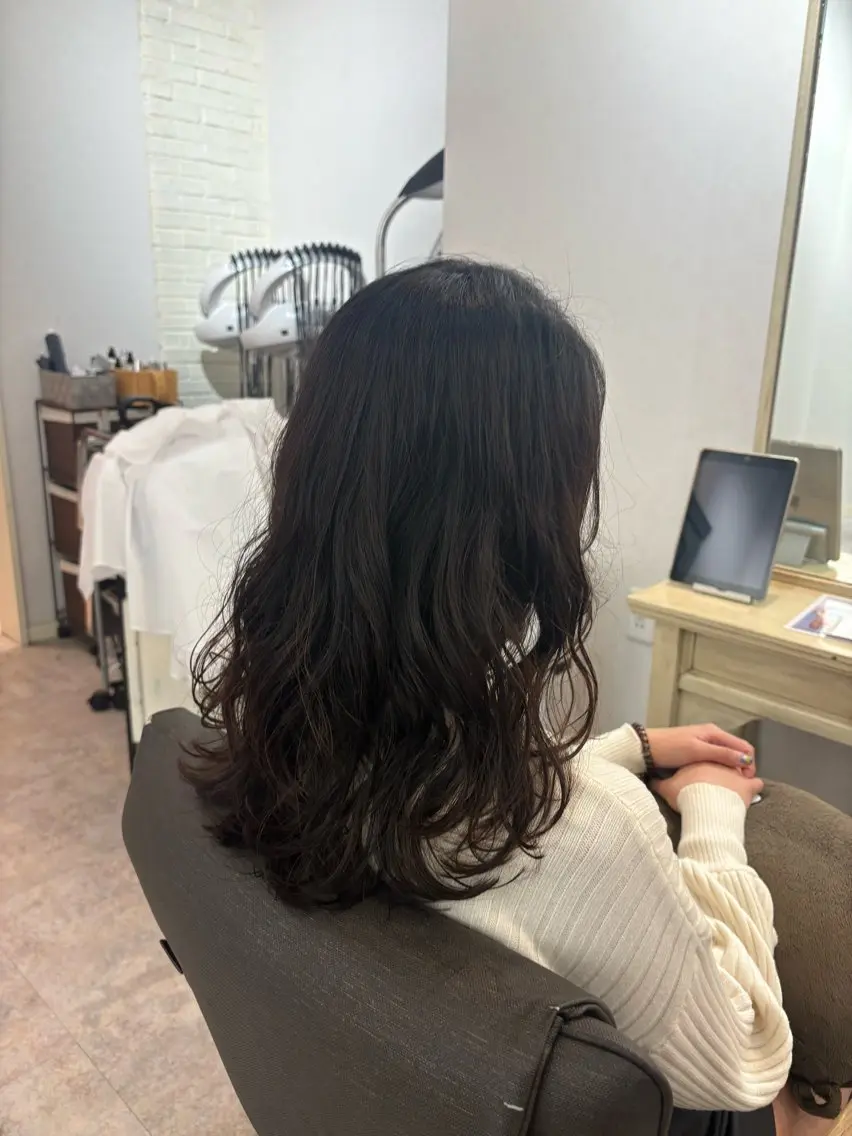 セミロング パーマ セミロングパーマ デジタルパーマ 艶髪/縮毛矯正/ レイヤー/栄/あやかのヘアスタイル