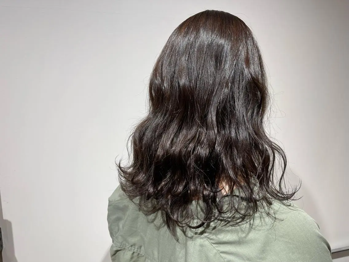 セミロング カラー ベージュカラー パープルカラー DISCOHAIR 海老名店池田真聖のヘアスタイル