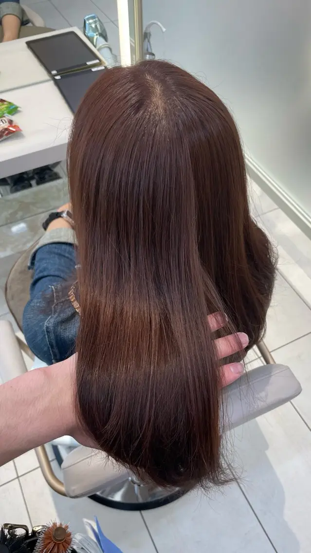 ミディアム チョコレートブラウン 小内 亮吾のヘアスタイル