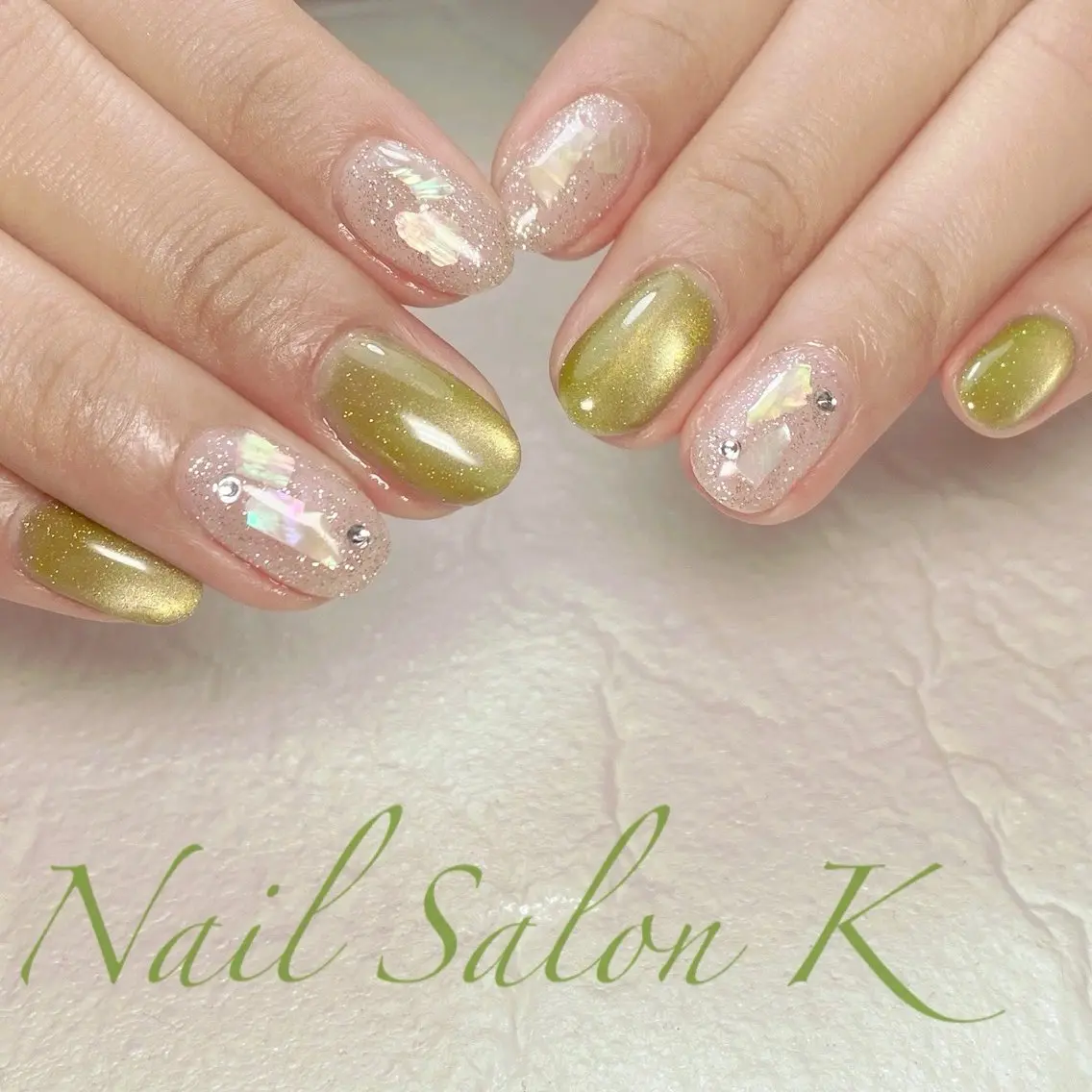 ネイル フラッシュネイル グリーン ハンドネイル Nail Salon K 🧸美爪育成のネイルデザイン