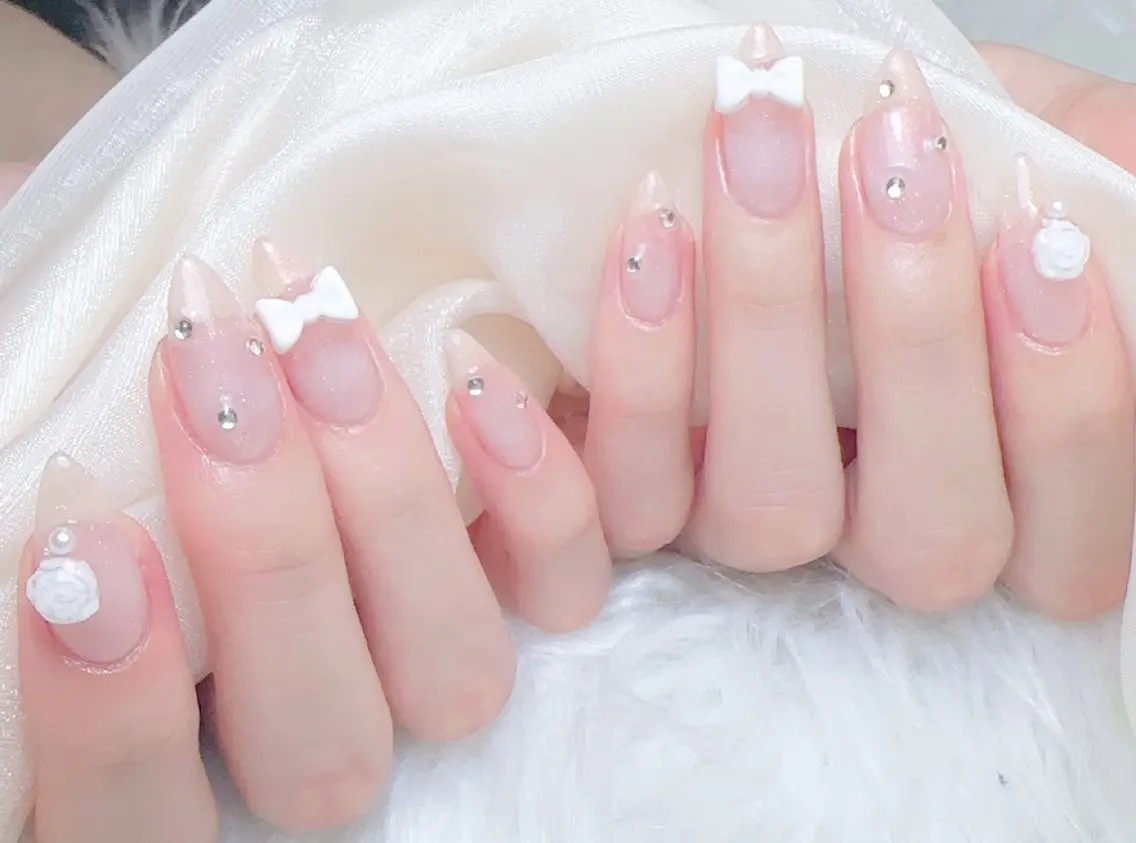 ネイル 🍁Ayumi 💐 Nailsのネイルデザイン