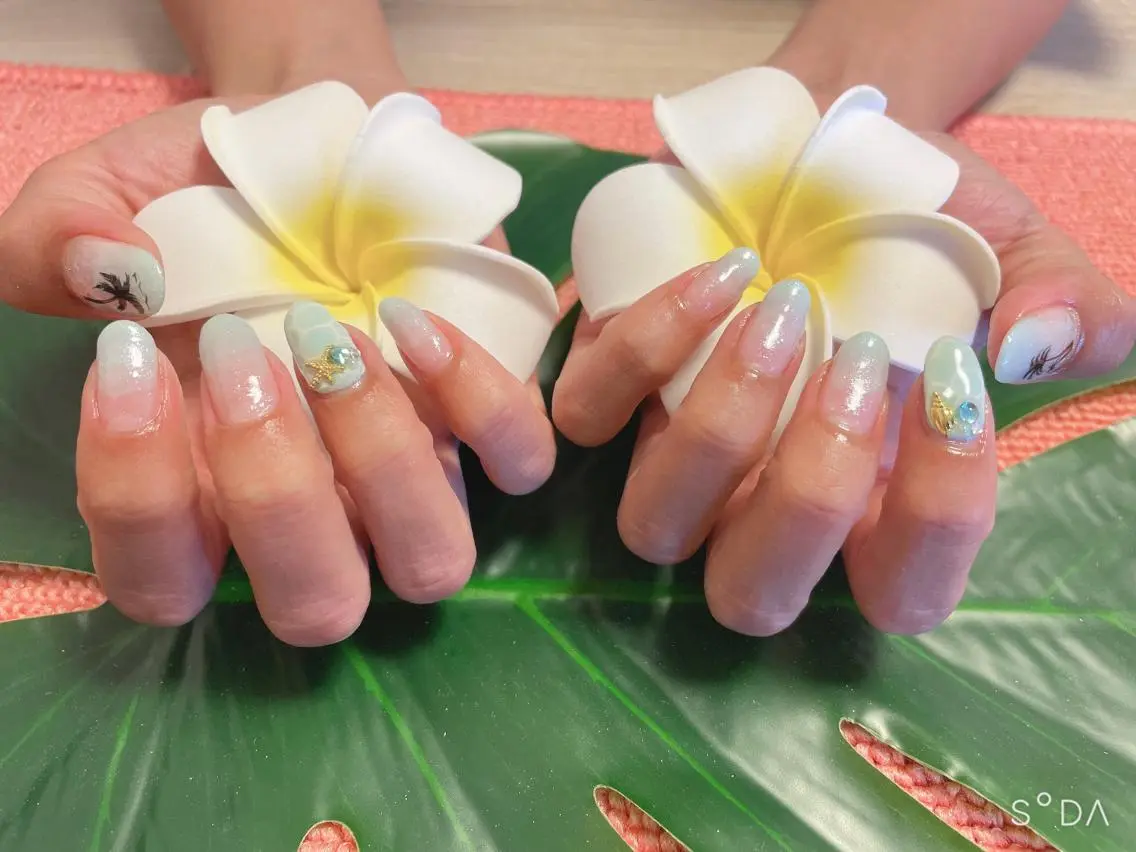 ネイル 夏ネイル Betty❤︎ ネイル＆よもぎ蒸しのネイルデザイン