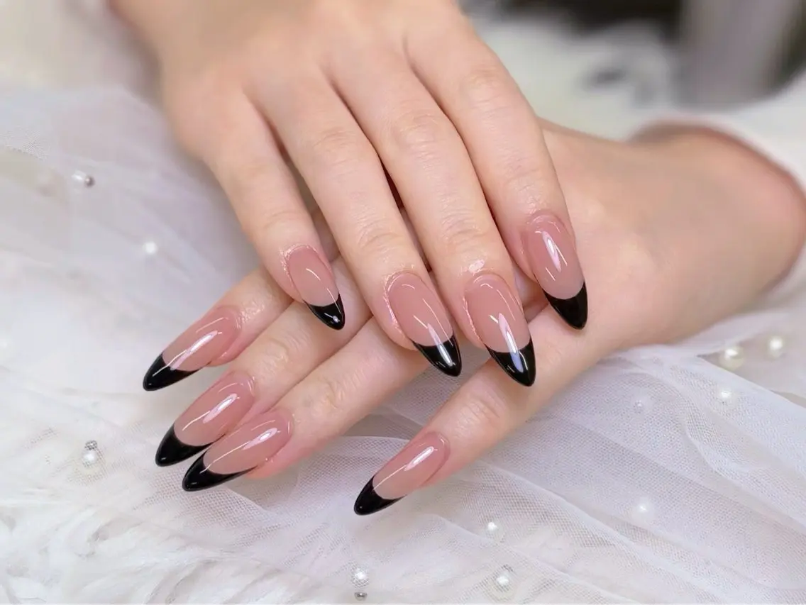 ネイル lucky nail 歌舞伎町のネイルデザイン