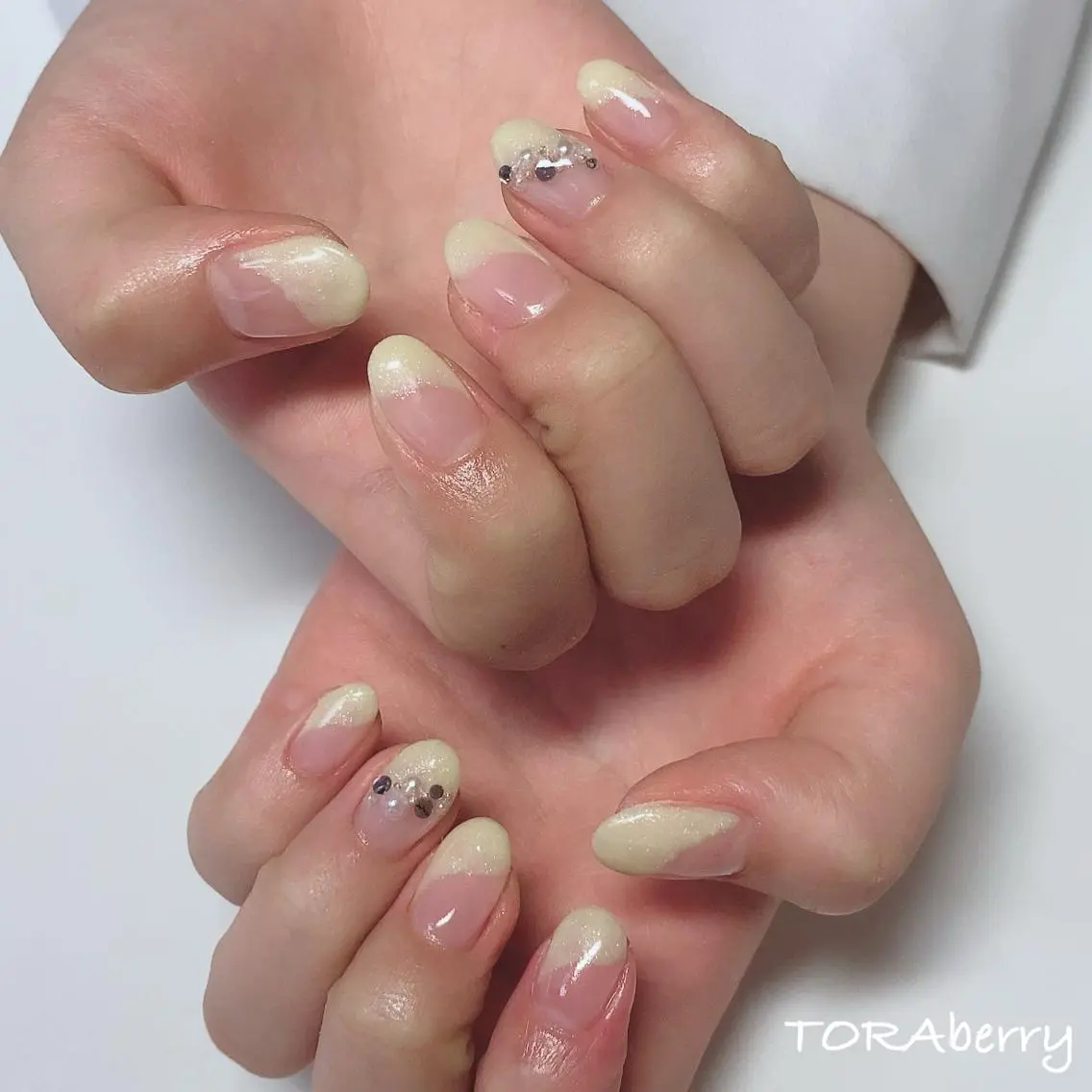 ネイル ハンドネイル ネイリスト なつみのネイルデザイン