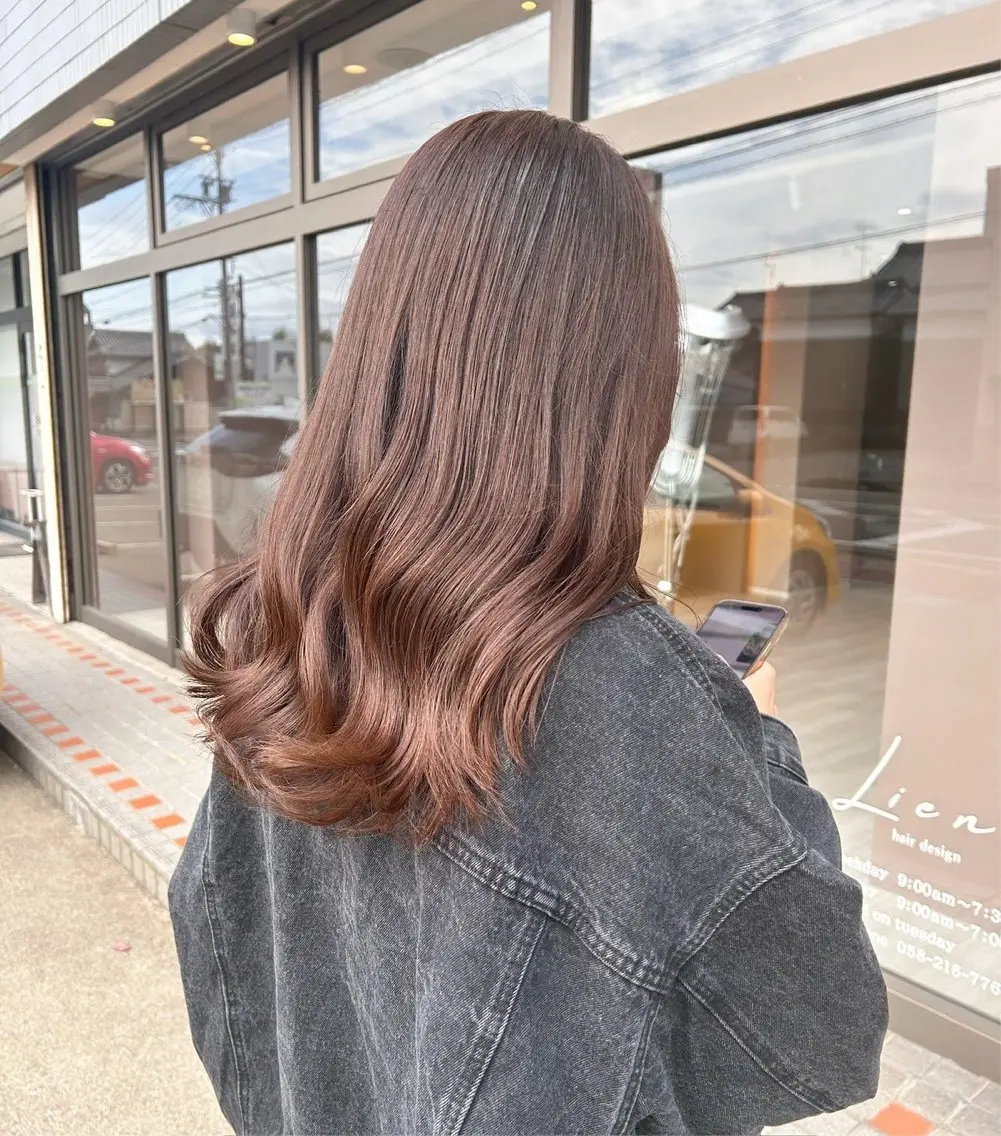 セミロング カラー ブラウンカラー マロンブラウン 本木下朋花/髪質 改善×ダブルカラーのヘアスタイル