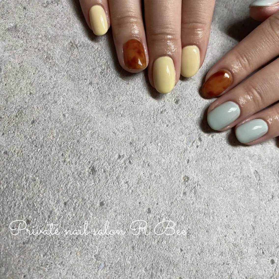 ネイル アニマル柄 アートネイル フレンチネイル ジェルネイル グラデーション ハンドネイル aneu. -アヌ- 💅🫧reinaのネイルデザイン
