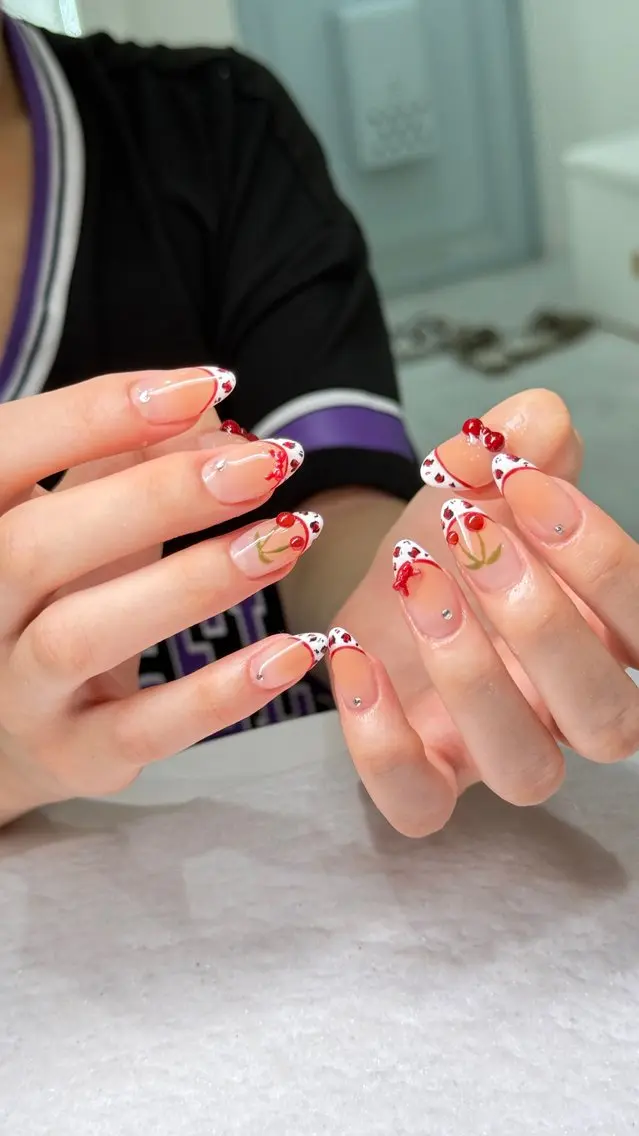 ネイル アートネイル オーロラネイル ブルー チークネイル フットネイル ハンドネイル NAILS168 新大久保店のネイルデザイン