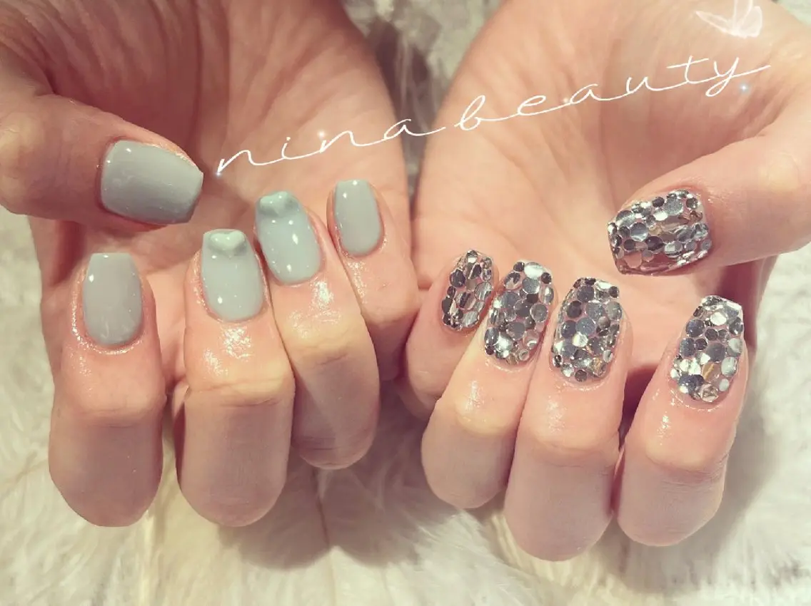 ミディアム ninabeauty 新宿のネイルデザイン
