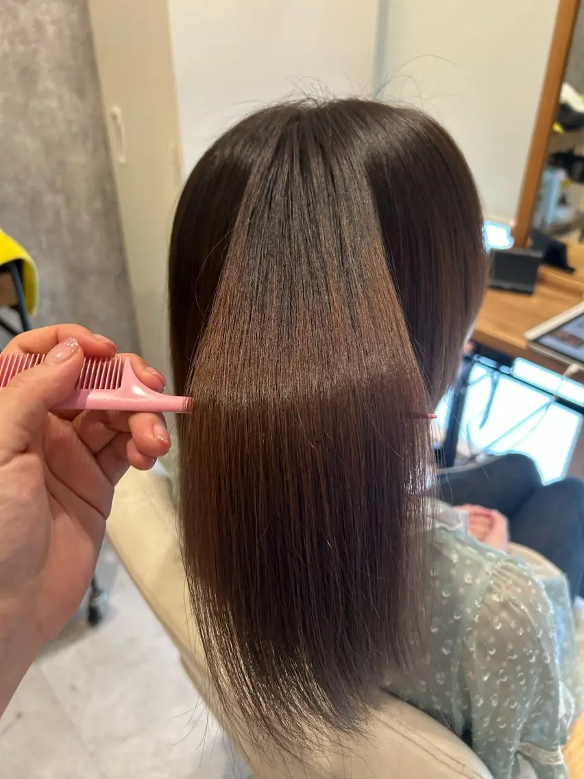 ミディアム 髪質改善 縮毛矯正 カット 縮毛矯正 トリートメント 森田 遥菜のヘアスタイル