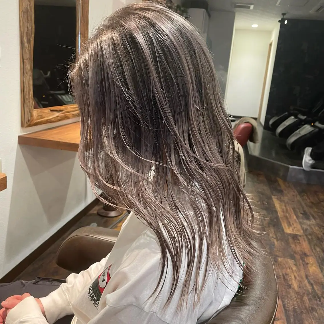 ロング カラー バレイヤージュ レイヤーカット カット ヘアカラー Wataru 髪質改善カラー💎のヘアスタイル