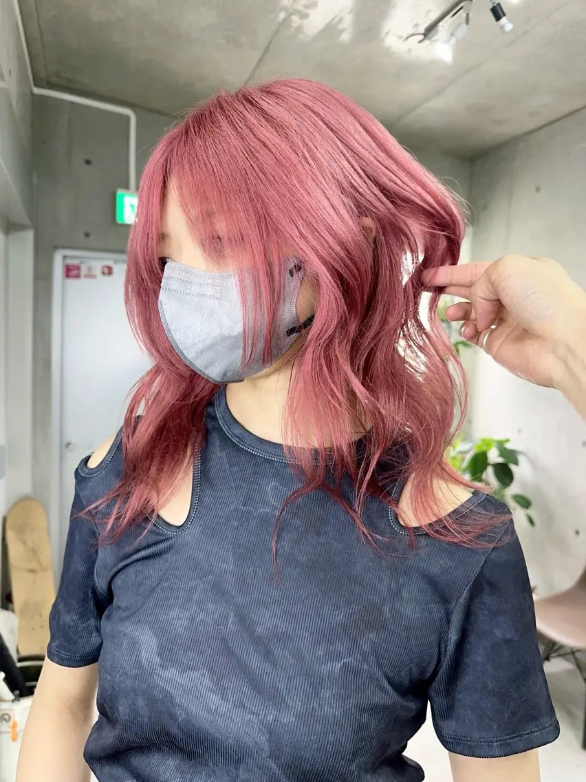 ミディアム カラー ピンクカラー Kazu 🌠名古屋 ハイトーン/レイヤーのヘアスタイル