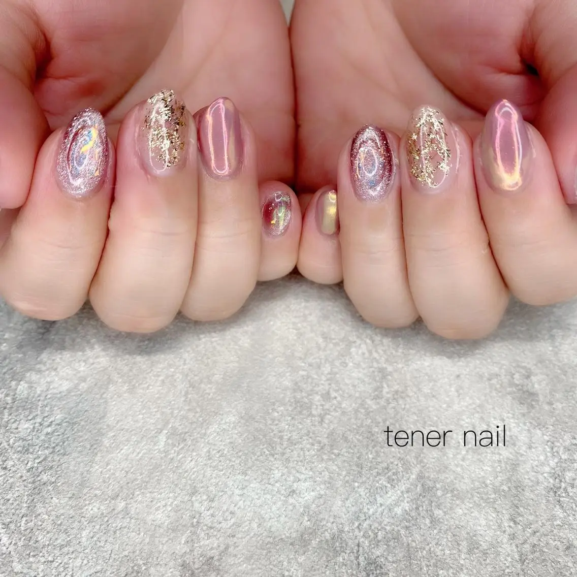 ネイル キラキラネイル ニュアンスネイル ピンク テネルネイル tener nailのネイルデザイン