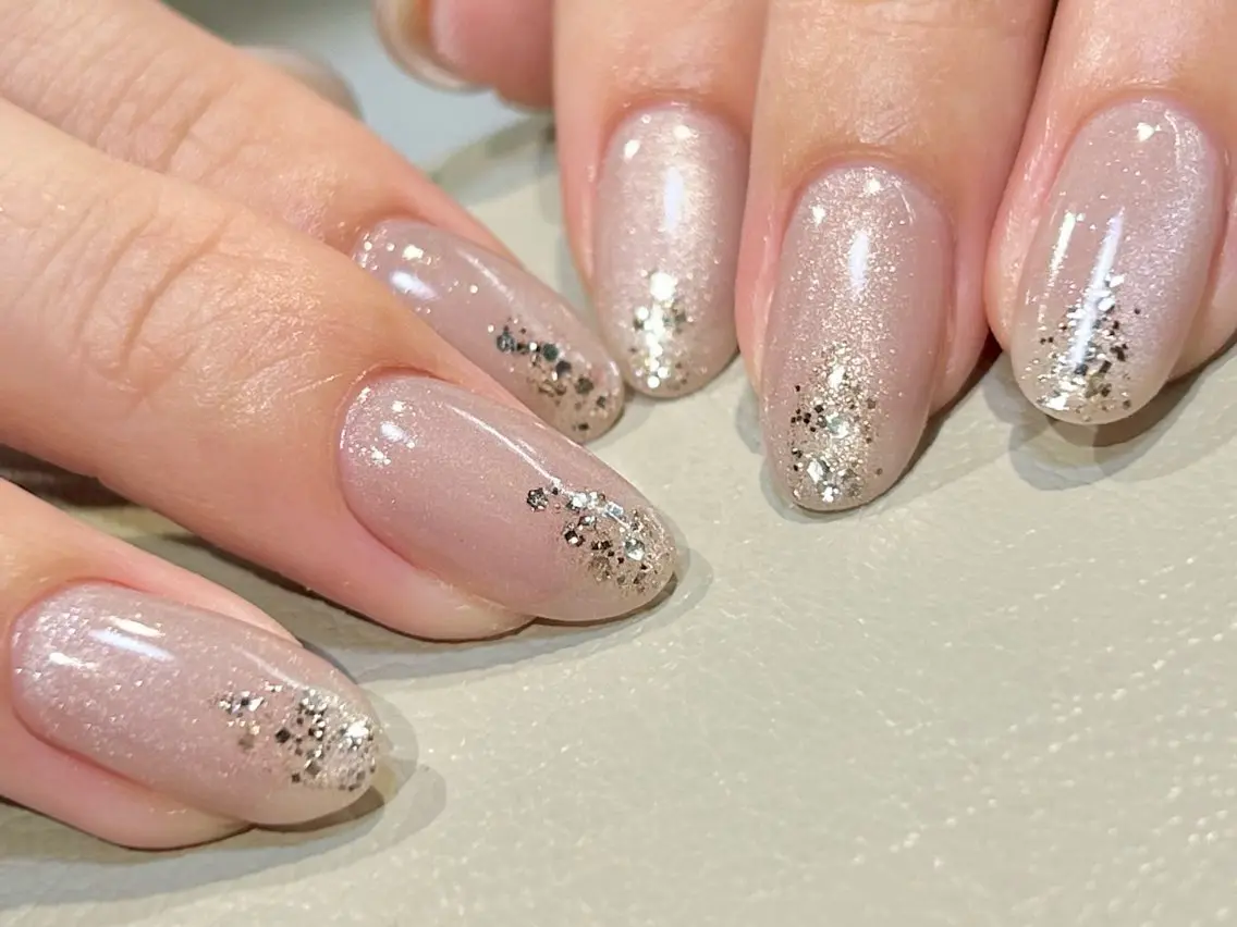 ネイル ラメ(グリッター) マグネットネイル オフィスネイル シンプルネイル nail salon Aymのネイルデザイン
