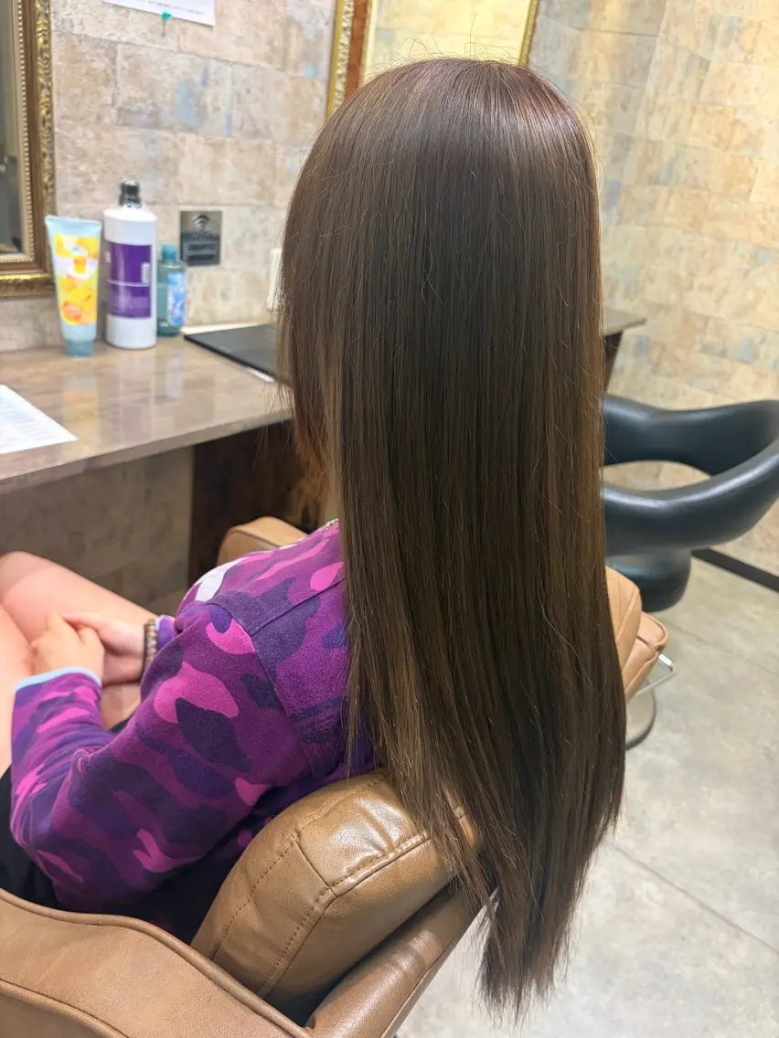 ロング ヘアカラー 前田 みのりのヘアスタイル