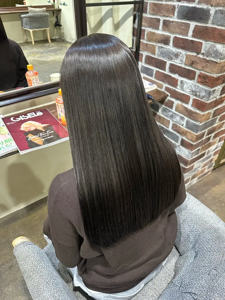 ロング カラー Aimee Shieのヘアスタイル