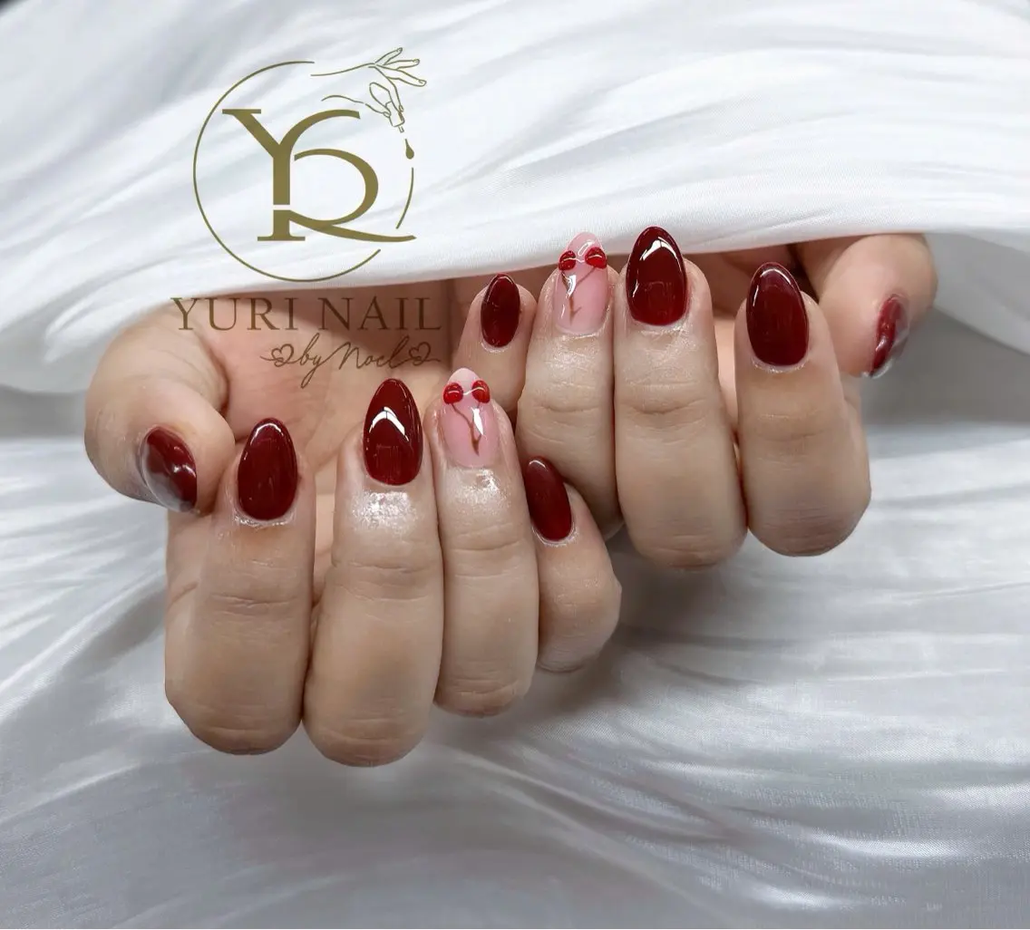 ネイル チークネイル フットネイル フレンチネイル グラデーション キラキラネイル ハンドネイル フットネイル ハンドケア YURI Nail Funabashiのネイルデザイン