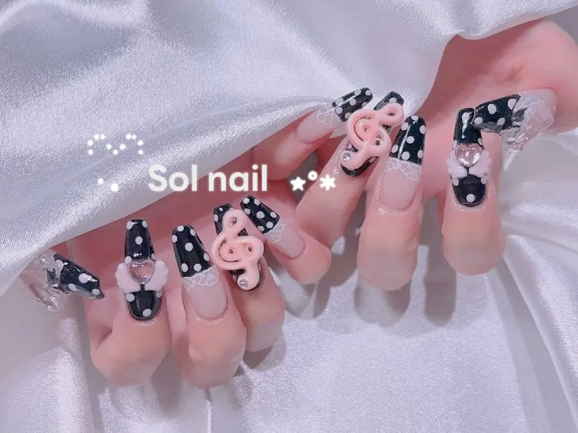 ネイル ハンドネイル ハンドケア Sol Nail ミネのネイルデザイン