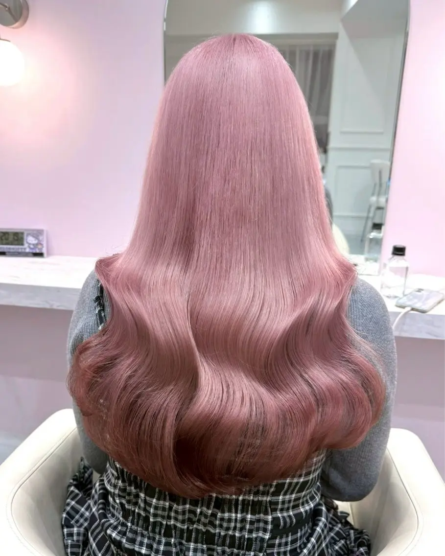 ロング カラー ブリーチ 透明感カラー ハイトーンカラー ヘアカラー ハイトーンカラー💞 くるみ🎀のヘアスタイル