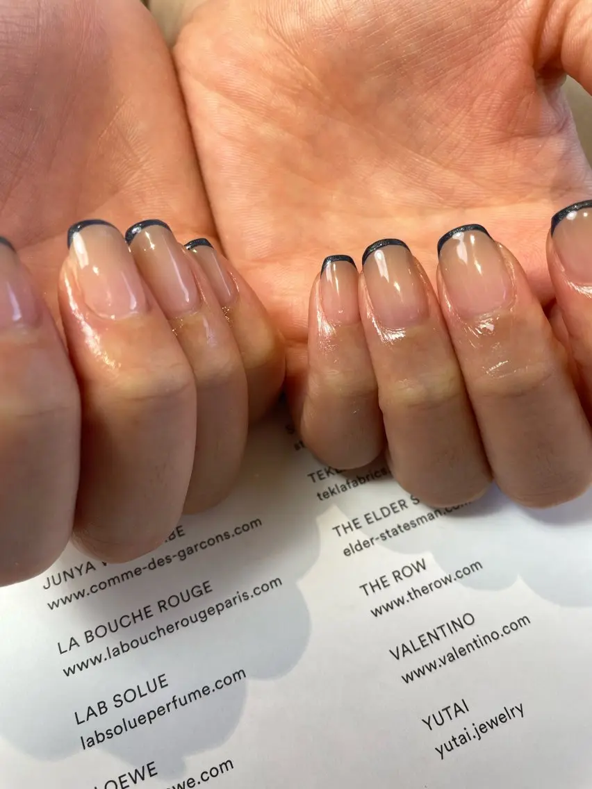 ネイル フレンチネイル グラデーション マグネットフレンチ nail atelier Kのネイルデザイン
