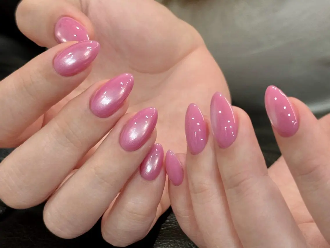 ネイル オーロラネイル 長さ出し フレンチネイル ジェルネイル ガラスフレンチ ハンドネイル Rela・S NAILのネイルデザイン