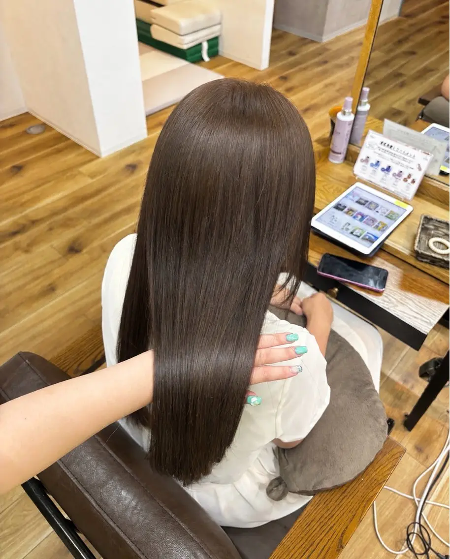 セミロング カット ヘアカラー トリートメント よこやま かりん🎵のヘアスタイル