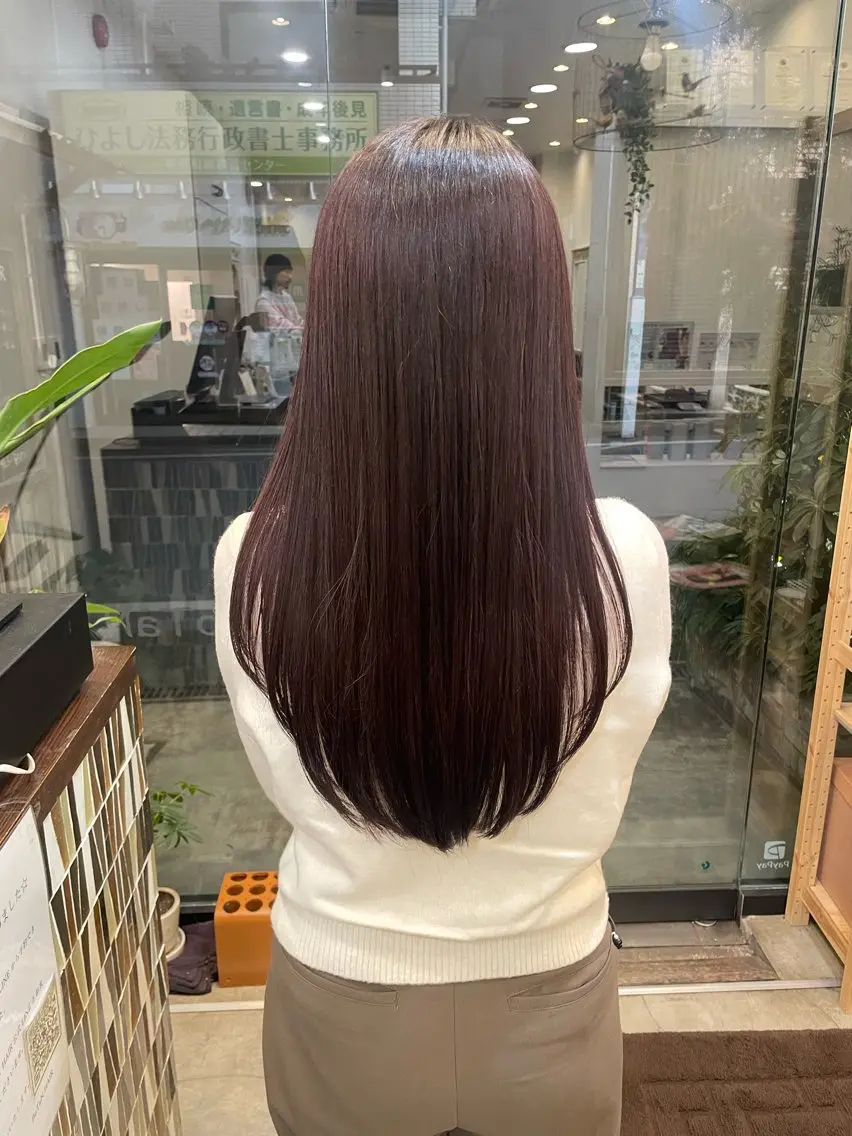 肌なじみのいい♥️ボルドーカラー♥️暖色カラー➕4stepトリートメント付きの写真