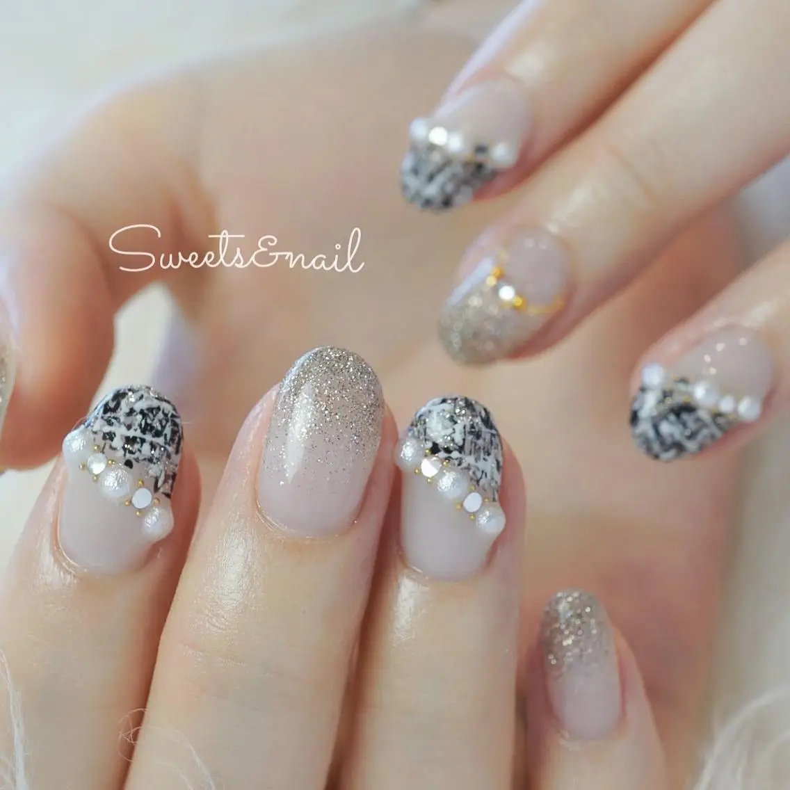 ネイル フラッシュネイル フレンチネイル ガーリー キラキラネイル ツイードネイル Sweets＆ nail みなこのネイルデザイン