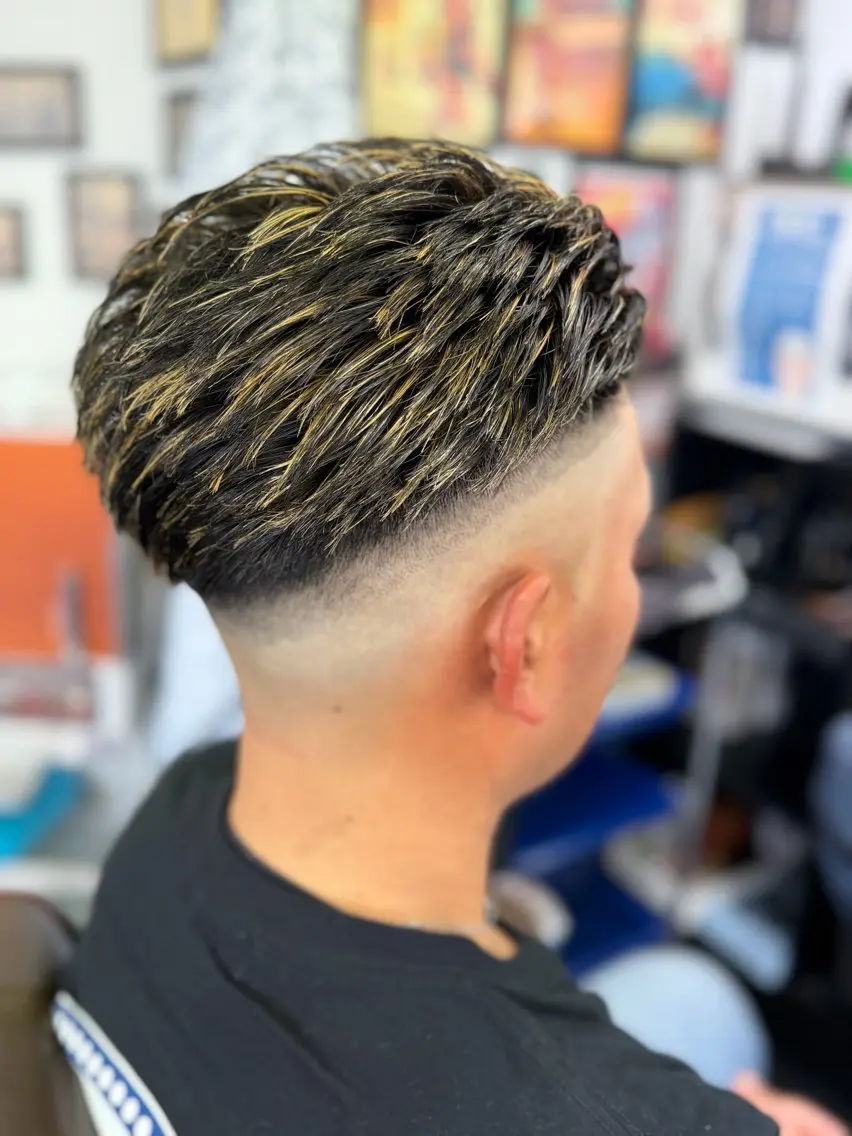 ショート カラー メンズ カット ヘアカラー パピプ理容室 三浦海岸のヘアスタイル