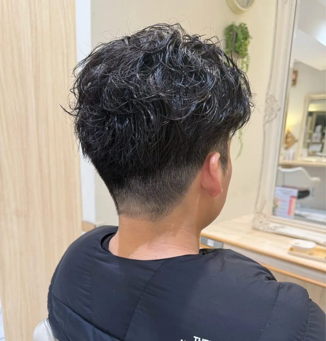パーマ メンズ カット パーマ 🛜地毛風縮毛矯正/ 暗髪カラー/小林🛜のヘアスタイル