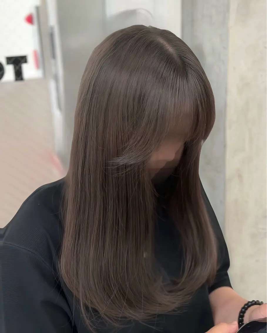 ロング カラー 透明感カラー グレージュ カット ヘアカラー トリートメント 高橋大樹/グレー ジュ/ブリーチなしのヘアスタイル